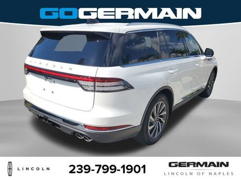 New 2025 Lincoln Aviator 2WD image 8