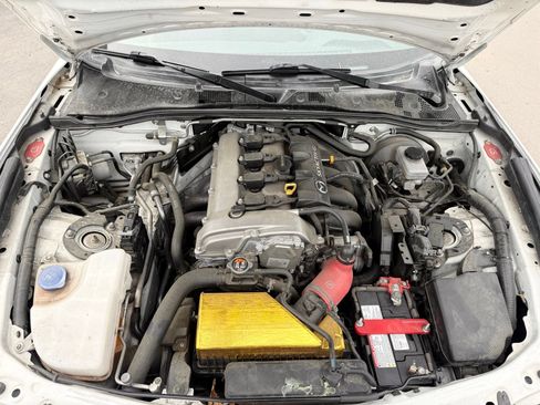 Used 2020 MAZDA MX-5 Miata Sport RWD image 41