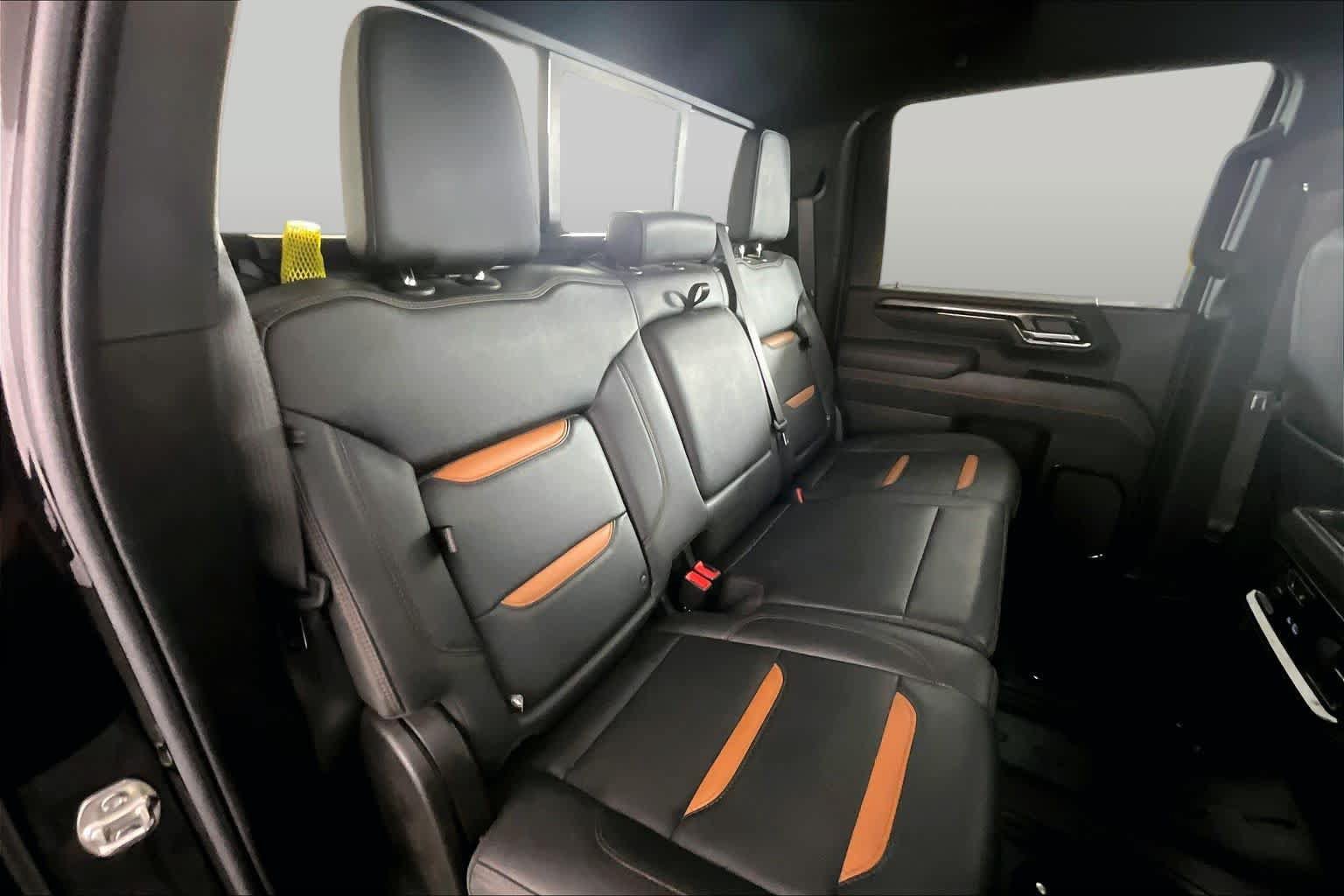 Used 2025 GMC Sierra 3500 AT4 w/ AT4 Premium Plus Package AWD/4WD image 19