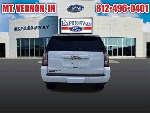 Used 2018 GMC Yukon XL SLT AWD/4WD image 5