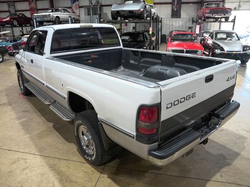 Used 1997 Dodge Ram 2500 Truck 4x4 Club Cab image 16