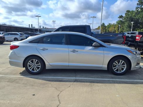 Used 2015 Hyundai Sonata SE FWD image 5