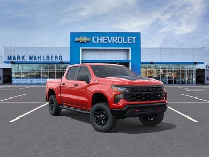New 2026 Chevrolet Silverado 1500 Custom Trail Boss w/ LPO, Dark Essentials Package