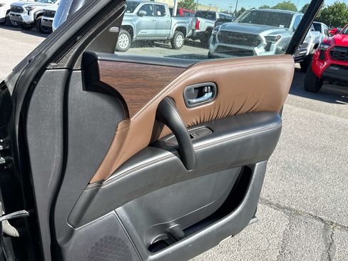 Used 2018 Nissan Armada Platinum AWD/4WD image 20
