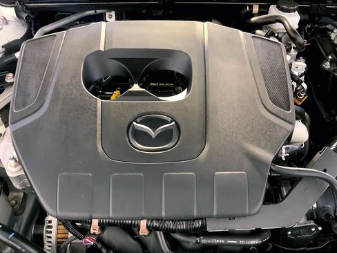 Used 2023 MAZDA MAZDA3 s FWD image 31