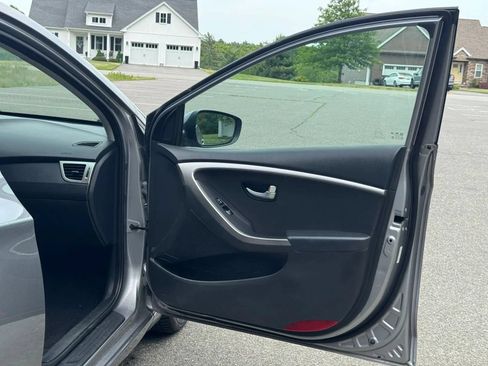 Used 2013 Hyundai Elantra GT w/ Touch & Go Pkg FWD image 15