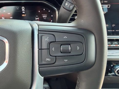 Used 2024 GMC Sierra 2500 SLT w/ SLT Premium Package AWD/4WD image 17