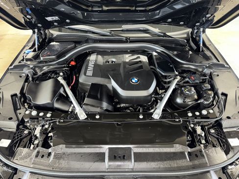 Used 2026 BMW 530i RWD image 32