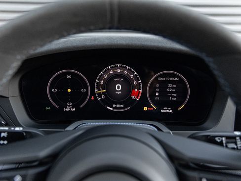 Certified 2025 Porsche 911 GT3 RWD image 24