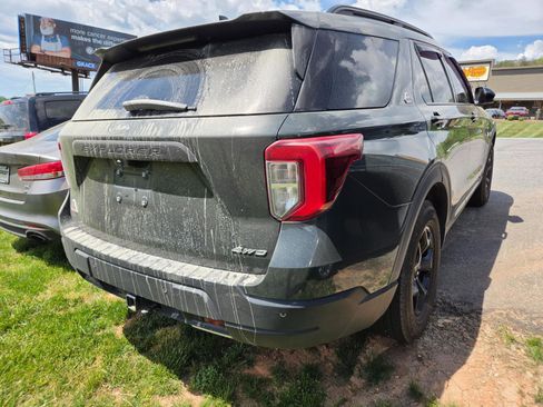 Used 2022 Ford Explorer Timberline w/ Timberline Technology Package image 6