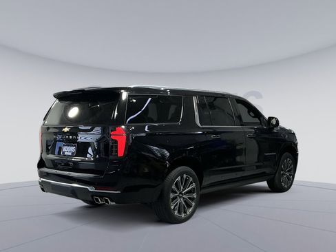 New 2026 Chevrolet Suburban High Country image 16