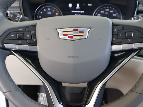 Certified 2022 Cadillac XT6 Premium Luxury w/ Technology Package FWD image 23