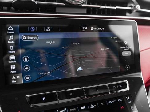 Used 2025 Maserati Grecale Modena image 31