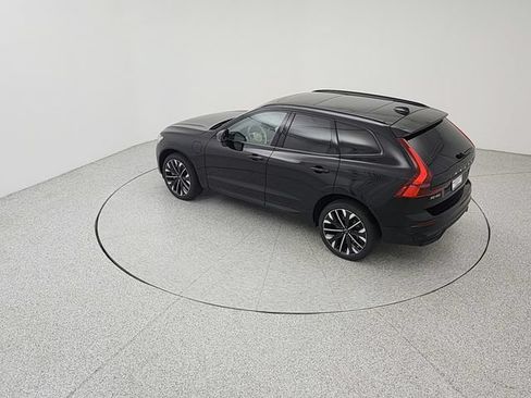 New 2026 Volvo XC60 T8 Ultra w/ Climate Package AWD/4WD image 19