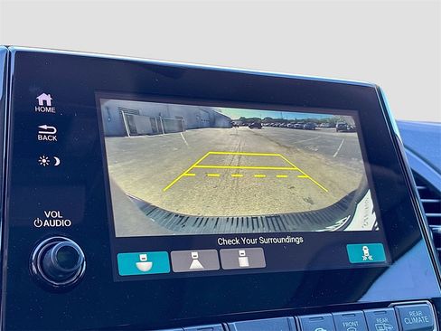 Used 2024 Honda Odyssey EX-L image 13