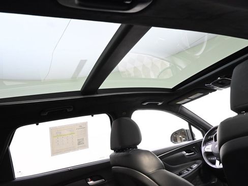 Used 2022 Hyundai Santa Fe Calligraphy image 17