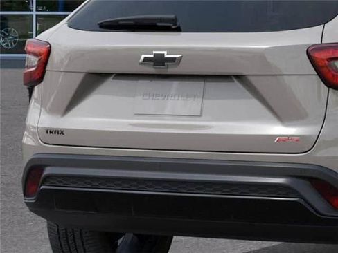 New 2026 Chevrolet Trax RS FWD image 14