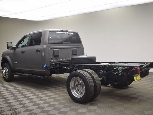 New 2026 RAM 5500 Tradesman AWD/4WD image 12