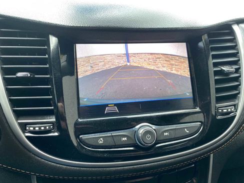 Used 2021 Chevrolet Trax LT w/ Driver Confidence Package image 19