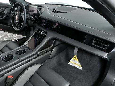 New 2026 Porsche Taycan image 24