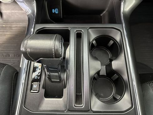 Used 2022 Ford F150 XLT w/ Equipment Group 302A High image 17