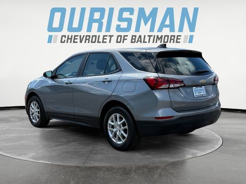 Used 2023 Chevrolet Equinox LS FWD image 4