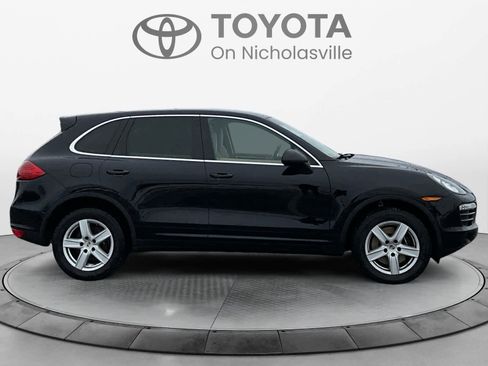 Used 2013 Porsche Cayenne image 6