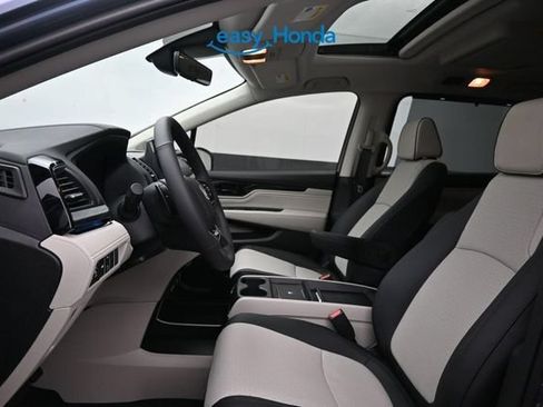 Used 2026 Honda Odyssey Elite image 14