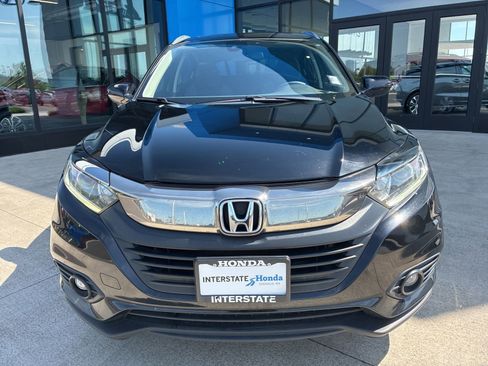 Used 2020 Honda HR-V EX image 2