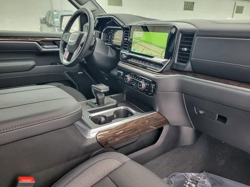 New 2026 GMC Sierra 1500 Elevation w/ Preferred Package image 19