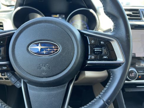 Used 2018 Subaru Outback 3.6R Limited AWD/4WD image 28