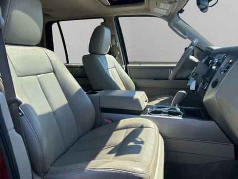 Used 2014 Ford Expedition EL Limited w/ Equipment Group 301A AWD/4WD image 22