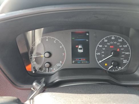 Used 2023 Toyota Corolla SE FWD image 2