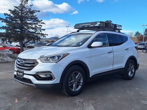 Used 2017 Hyundai Santa Fe Sport image 7