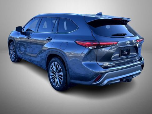 Used 2021 Toyota Highlander Platinum image 7