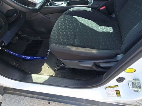 Used 2023 Nissan Kicks SV FWD image 7