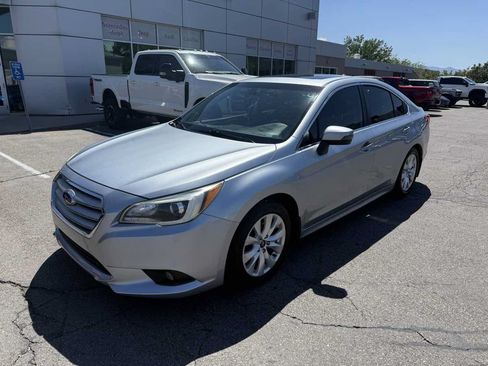 Used 2016 Subaru Legacy 2.5i Premium AWD/4WD image 2
