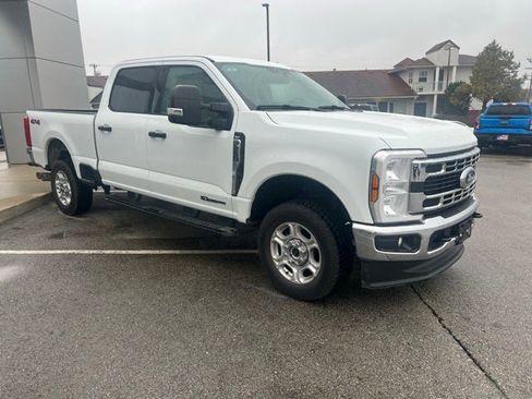 Used 2025 Ford F250 XLT image 8