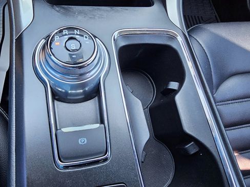 Used 2019 Ford Fusion SEL FWD image 43