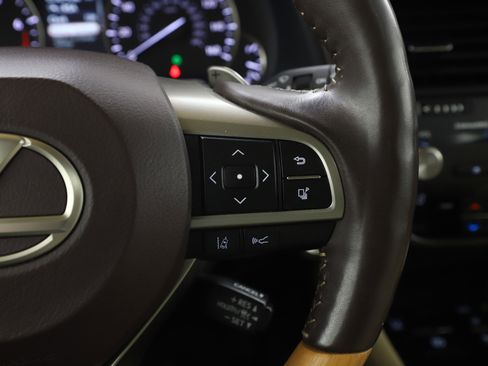 Used 2020 Lexus RX 350 AWD w/ Premium Package image 29