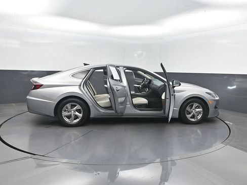 Used 2023 Hyundai Sonata SE FWD image 40