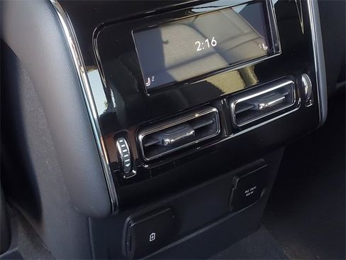 Certified 2025 Lincoln Aviator Black Label image 32