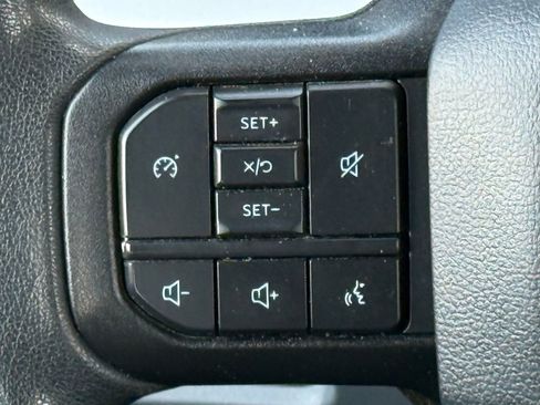 Used 2023 Ford F250 XL w/ XL Chrome Package image 25