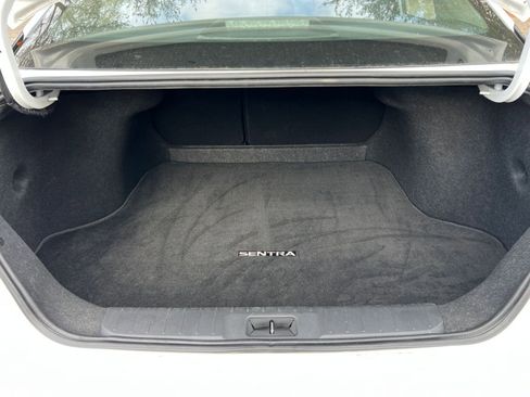 Used 2025 Nissan Sentra S image 24