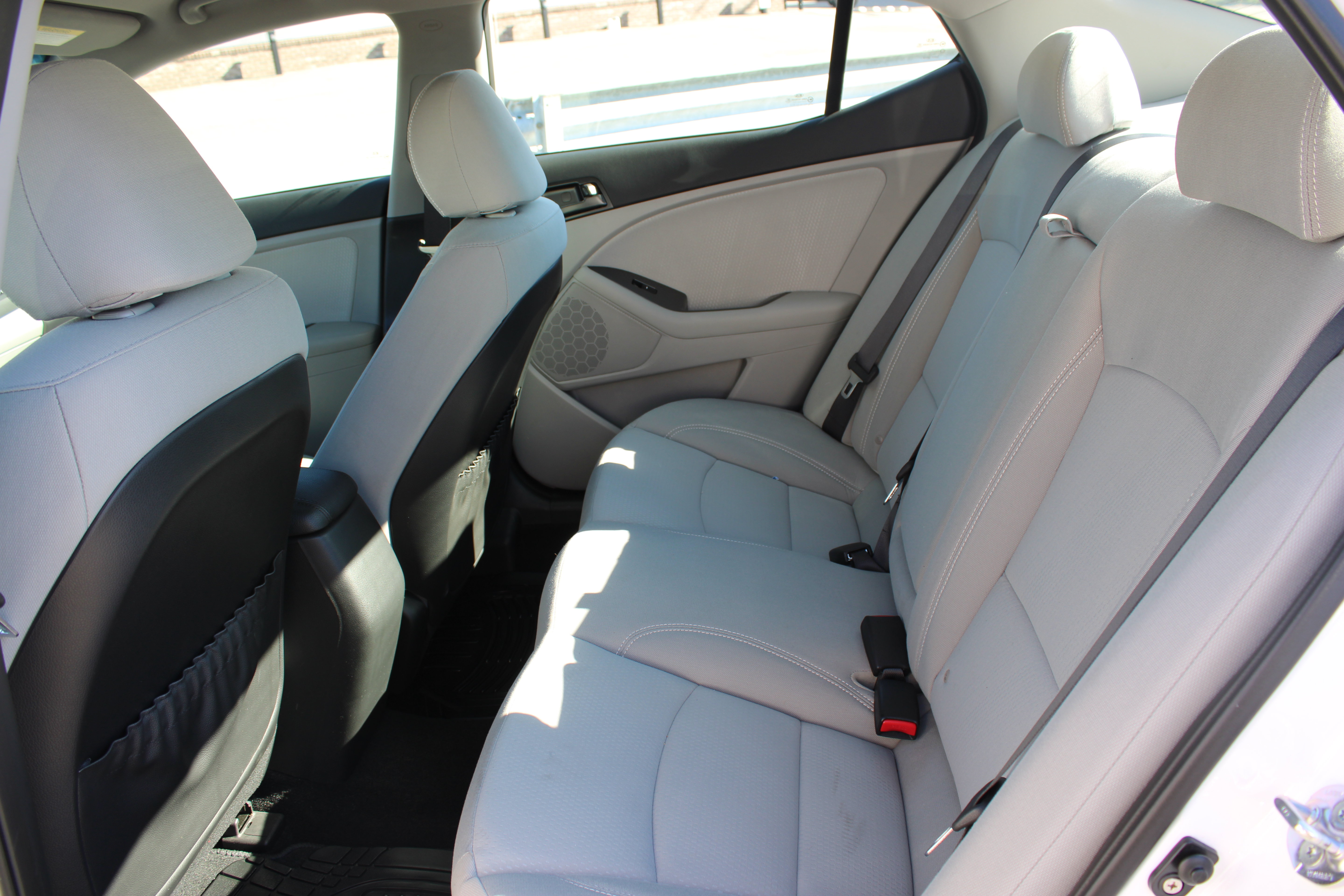 Used 2013 Kia Optima LX FWD image 9