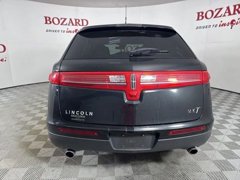 Used 2011 Lincoln MKT 2WD w/ 101A Rapid Spec Order Code image 7