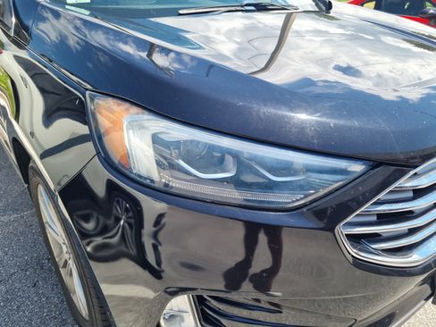 Used 2019 Ford Edge Titanium w/ Equipment Group 301A AWD/4WD image 3