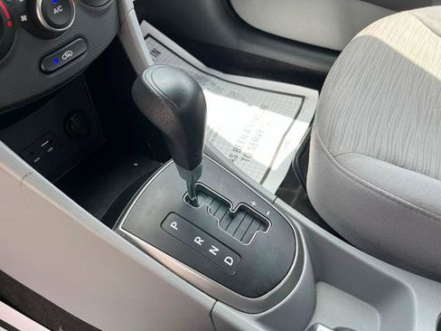 Used 2017 Hyundai Accent SE FWD image 21