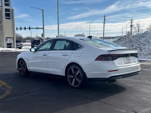 Certified 2023 Honda Accord Sport image 7