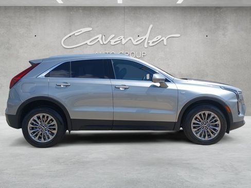 Certified 2025 Cadillac XT4 Premium Luxury FWD image 17